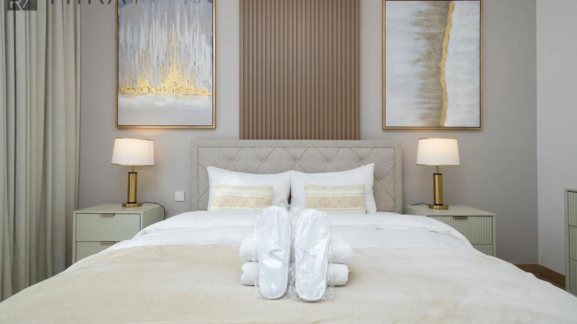 Apartment Mira Holiday Homes - Luxury 2 Bedroom In Le Pont Dubai