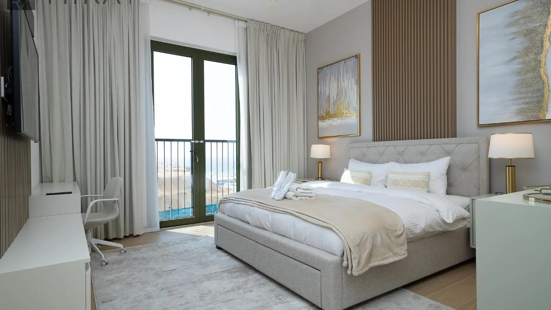 Mira Holiday Homes - Luxury 2 Bedroom In Le Pont Dubai 0*,